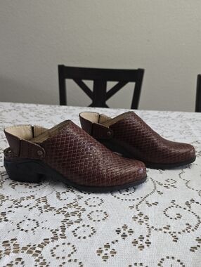 Womens Ariat Woven Leather Slingback Mules